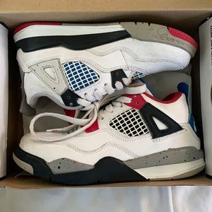 Toddler unisex Jordan shoes